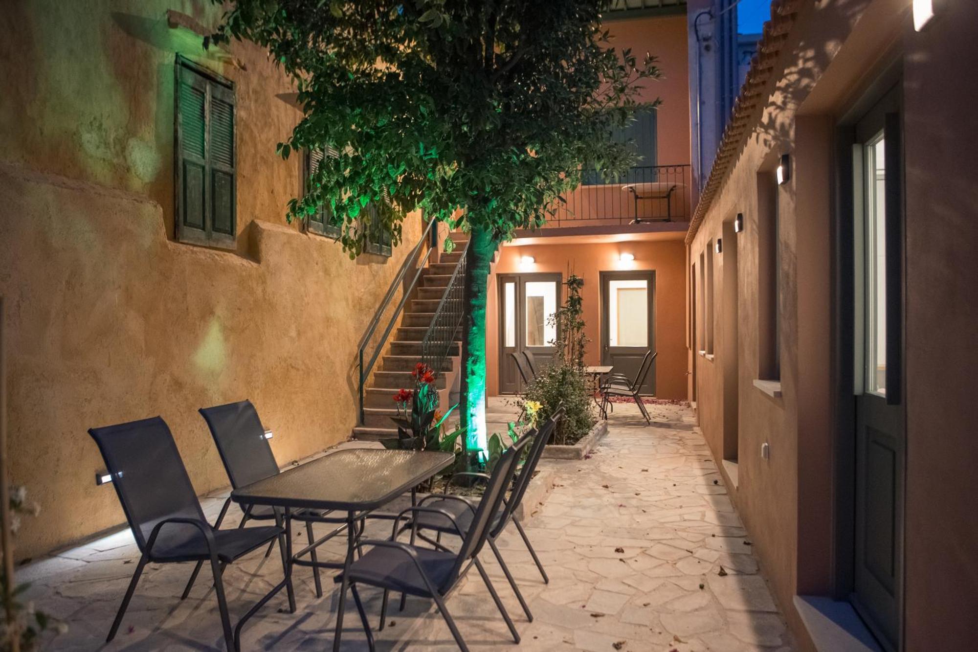 Lindas Convent Garden Home 1 Chania  Buitenkant foto